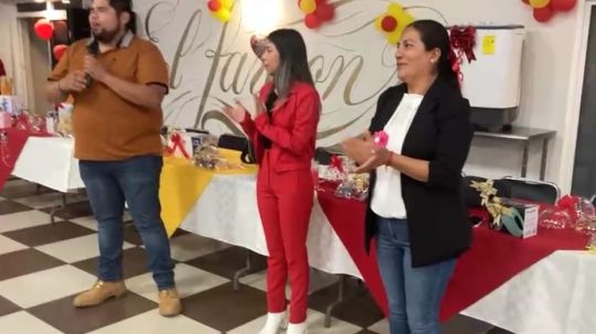 Denuncian que alcalde de Cuapiaxtla organizaría evento de 10 de mayo para favorecer candidaturas de esposa e hija