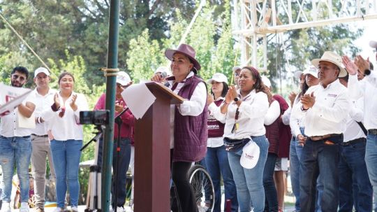 No vendamos nuestro voto ni nuestra dignidad, el futuro de Zacatelco está en nuestras manos, dice Blanca César en cierre