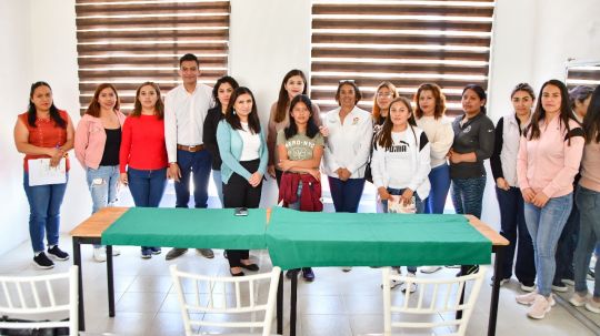 Impulsa DIF Huamantla el empoderamiento de mujeres con cursos para crecimiento personal