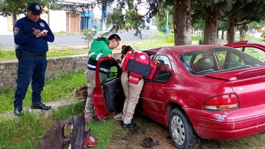 Solo daños materiales reportan dos incidentes vehiculares: protección civil de Huamantla