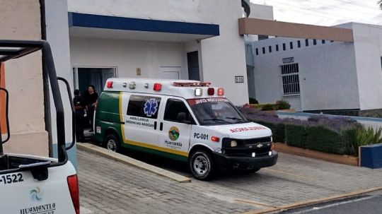 Oportuna intervención de protección civil de Huamantla salva a persona con problemas respiratorios