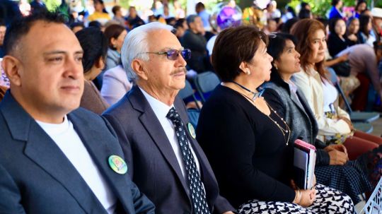 Alcalde de Chiautempan atestigua la graduación de los alumnos de la primaria Niños Héroes de Chapultepec