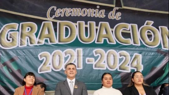 Preparan al junior de los Anaya para la sucesión gubernamental