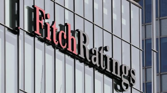 Fitch confirma calificación BBB- de México, con perspectiva estable