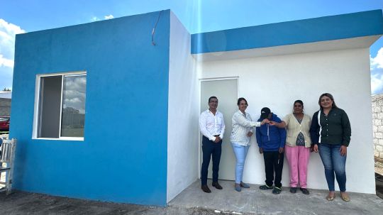 Entrega ayuntamiento de Huamantla dos viviendas a personas de escasos recursos