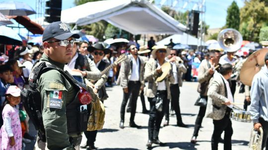 Vive Huamantla una fiesta de color y diversión en el tradicional desfile de las dalias 2024