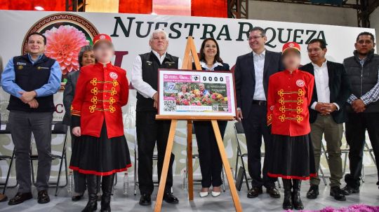 Es la dalia la flor que da identidad a Huamantla y México: Luz María Calva Pimentel