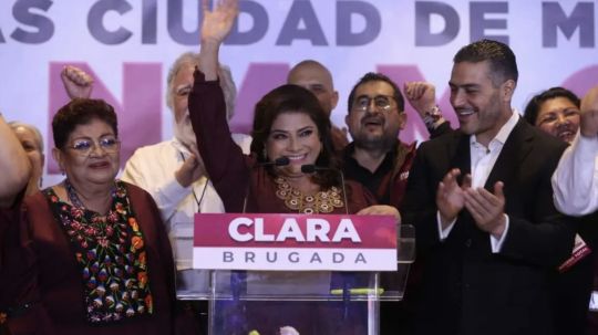 Clara Brugada presenta a su gabinete