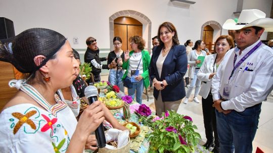 Exitoso festival de la dalia y degustación gastronómica en la feria Huamantla 2024