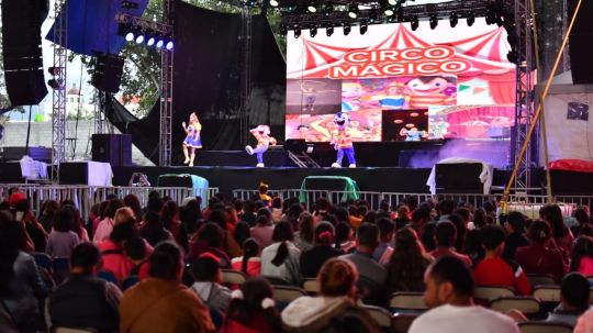 Fiesta y diversión en el festival de las niñas y los niños de la feria Huamantla 2024