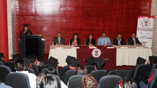 Culminan sus estudios egresados de Administración y Psicología del Campus UATx de San Pablo del Monte