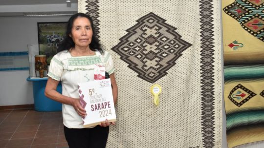 Fonart premia en Tlaxcala a artistas textiles ganadores del 5º Concurso Nacional del Sarape