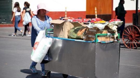 Casi la mitad de las mujeres tlaxcaltecas labora en la informalidad