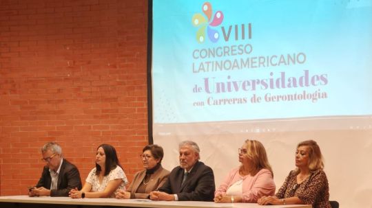 Investigadores de la UATx presentan novedosas propuestas para promover una vida plena para el adulto mayor