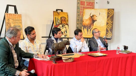 Se celebra enriquecedor encuentro con la cultura taurina en Huamantla durante ciclo de conferencias