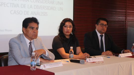 Vigoriza la UATx educación en derechos humanos