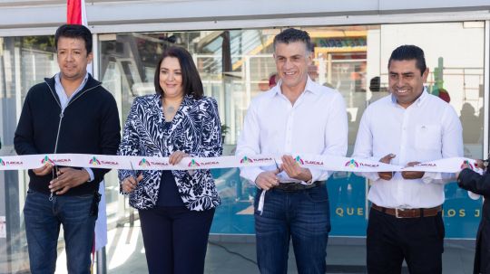 Reabre el polideportivo de Carlos Castillo Peraza tras rehabilitación de instalaciones