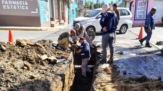 Continúa CAPAM con trabajos de reparación, mantenimiento e instalación de redes hidráulicas del municipio