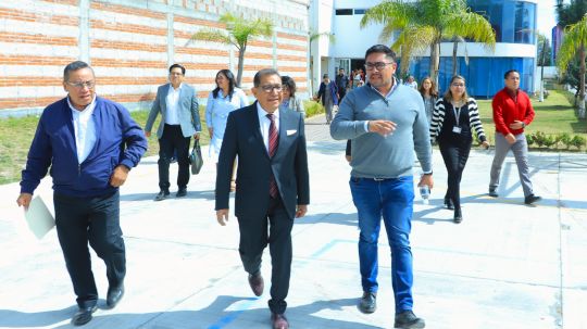 Se reúne Rector con las comunidades universitarias de San Pablo del Monte y Santa Apolonia Teacalco UATx