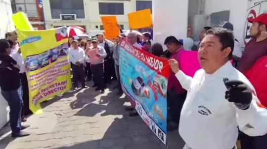 Transportistas de Tlaxcala exigen renuncia del secretario de movilidad