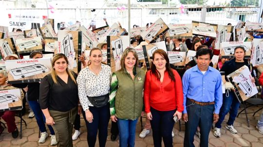 Presidentes de comunidad destacan la iniciativa del alcalde Salvador Santos Cedillo para festejar a madres