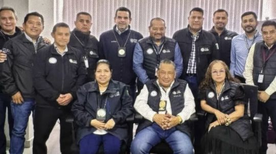 Fiscal de caso Ayotzinapa es acusado de peculado, extorsión y cohecho