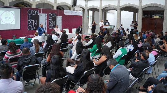Impulsa Gabriela Hernández la inclusión laboral en Tlaxcala con foro