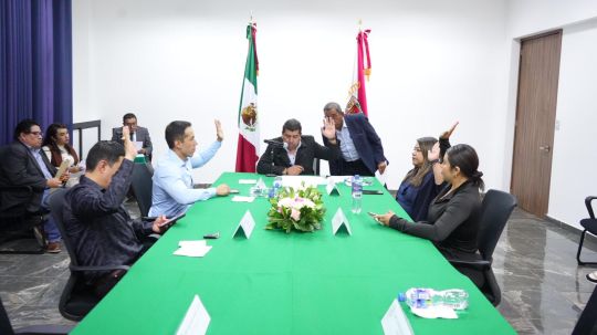 Aprueba Comisión de Puntos Constitucionales dictamen para armonizar la Constitución local en materia de transparencia