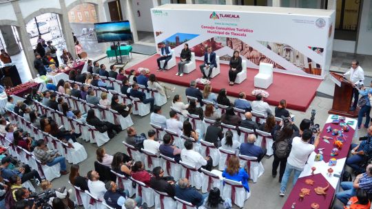 Toma Soraya Noemí Bocardo protesta a Consejo Consultivo de Turismo de Tlaxcala