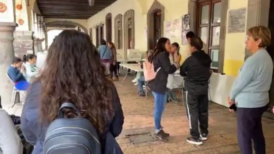 Difícil votar, tardan hasta 10 minutos en sufragar por complejidad de boletas en elección judicial