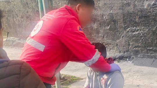Brinda policía municipal y protección civil de Huamantla atención en percance que involucró a tres unidades
