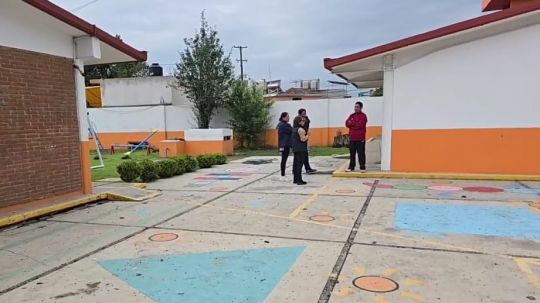 Daños de explosión en Chimalpa deja sin clases a niños de preescolar, edificio presenta daños