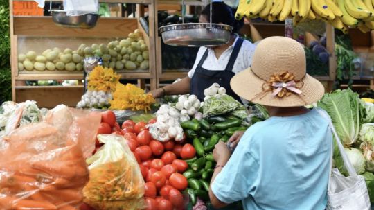 Inflación en México aumenta 3.80% durante noviembre, reporta el Inegi