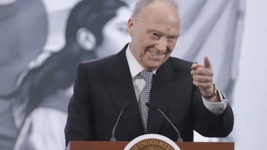 Gertz Manero será embajador de México en Reino Unidos tras su salida de FGR