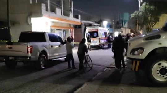 Motociclistas disparan una docena de veces y matan a un hombre en pleno Carnaval de San Mateo Ayecac