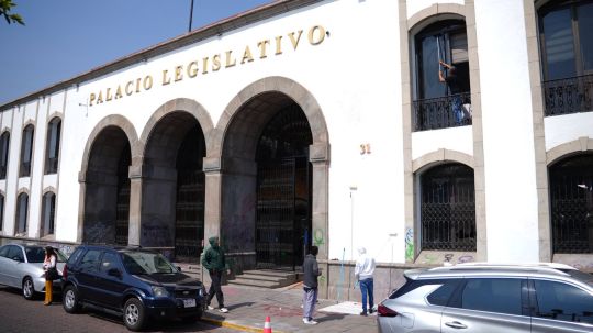 Evalúa Congreso afectaciones a su infraestructura tras manifestaciones por el 8M