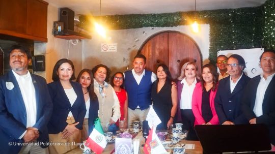 UPTLAX lleva la voz de las mujeres a espacio de reflexión por el 8M