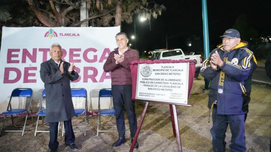 Alcalde Alfonso Sánchez García inaugura alumbrado público en la carretera Tlaxcala–Texoloc