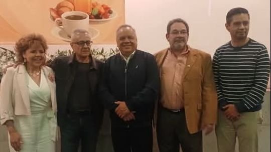 Óscar Flores propone impuestos y deuda para sanear finanzas al gobernar Tlaxcala