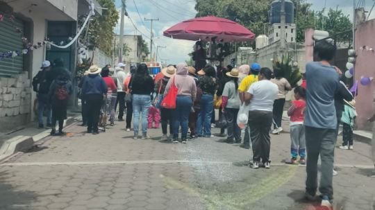 Explosión de pirotecnia en Nopalucan deja una lesionada durante procesión religiosa