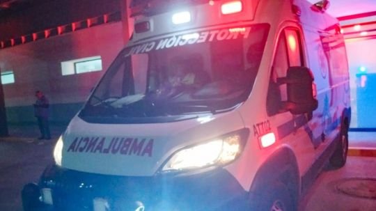 Atiende protección civil del municipio de Tlaxcala a sexagenario lesionado tras presunto atropellamiento