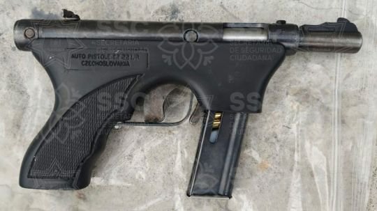 Aseguran SSC y marina a tres sujetos por secuestro exprés cometido contra una familia en Natívitas