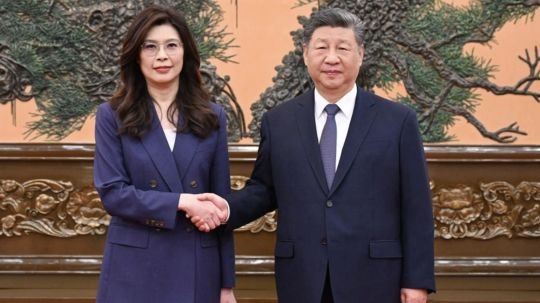 Xi Jinping se reúne con la líder de la oposición en Taiwán; un encuentro sin precedentes en diez años