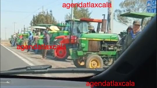 Productores modifican estrategia, abandonan bloqueo y protestan en los costados de la México-Veracruz