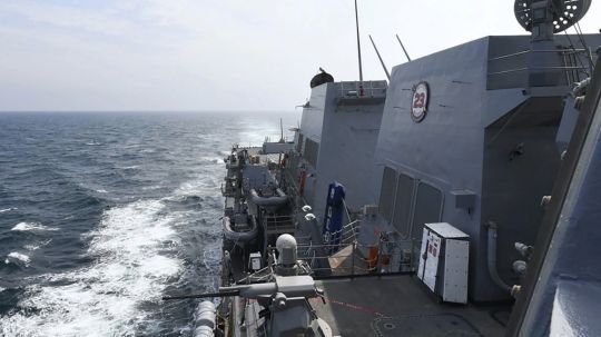 Trump ordena bloqueo naval en el estrecho de Ormuz