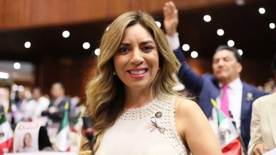 Sin gestión visible como diputada federal y tras años de ausencia, Dulce Silva quiere el voto en Tlaxcala