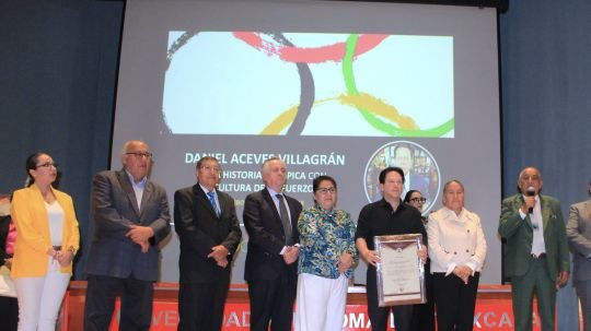 En el 60 aniversario de la FCE-UATx, Daniel Aceves comparte su historia de esfuerzo y éxito en el deporte olímpico