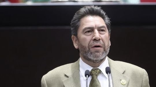 El hilo y la hebra de Ray Vázquez