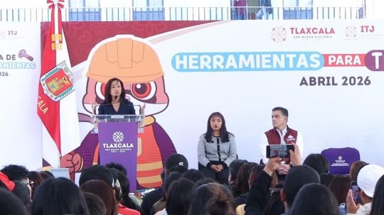 Entrega gobernadora apoyos del programa herramientas para tu futuro 2026