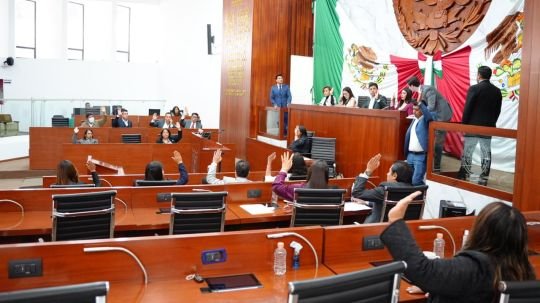 Crea Congreso comisiones especiales para atender solicitud de juicios políticos y procedimiento de revocación de mandato